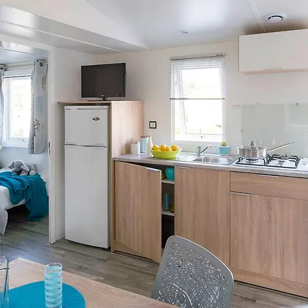 Mobil-home 6 Pers Avec Terrasse à - Api-1-52-1692 Camping *