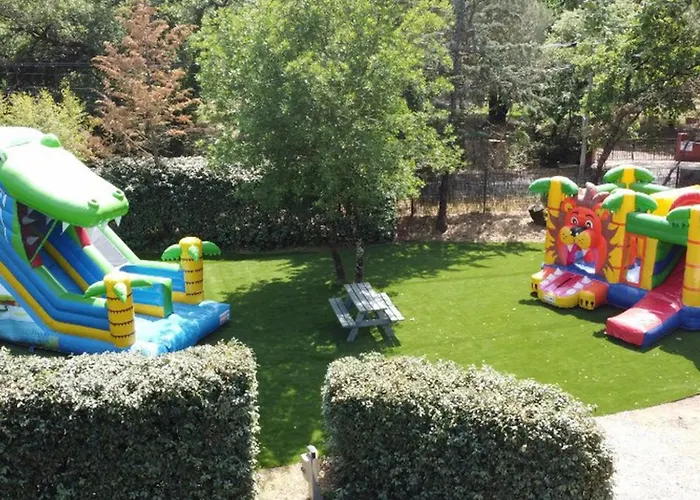 Campingplatz Mobil-home 6 Pers Avec Terrasse A - Api-1-52-1692 *